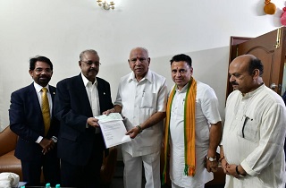 Dr. Muhammed Majeed , Chairman and Managing Director of Sami-Sabinsa Group Donated Rs 2 Crores to Karnataka Chief Minister’s Distress Relief Fund
